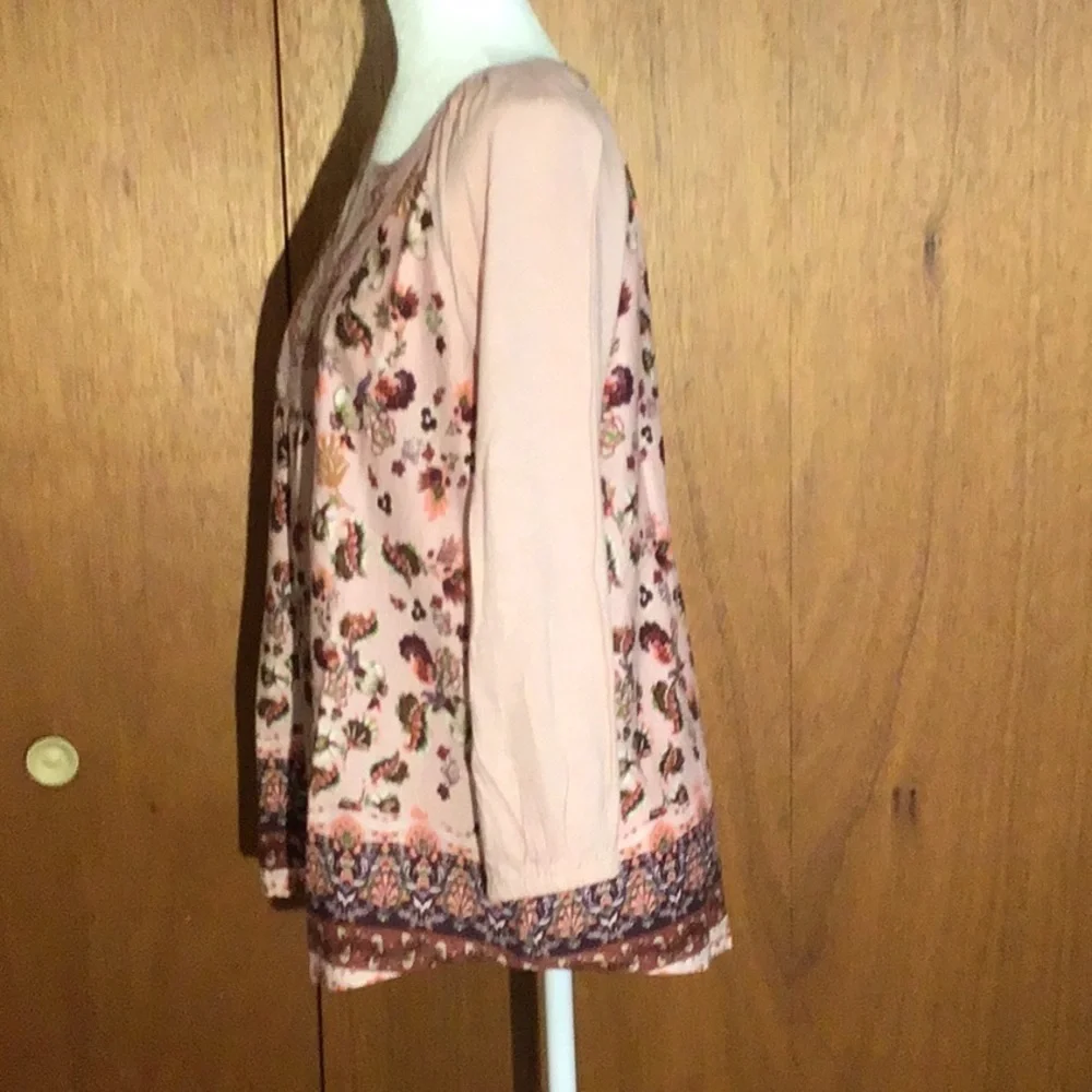 Woman’s Vintage America Top - Picture 4 of 9